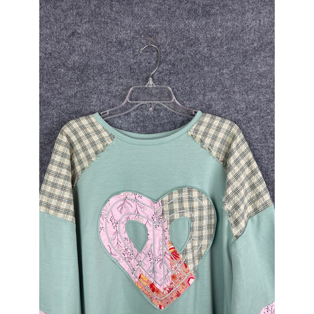 Patchwork Heart Top Women's 2XL Green Excellent Peace Sign Boho Plaid - Picture 2 of 10